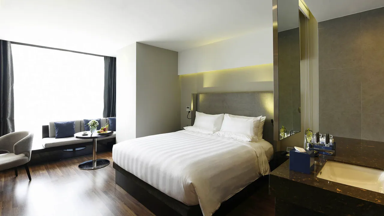 Novotel Suites Hanoi